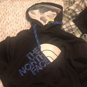 Men’s black/blue north face hoodie